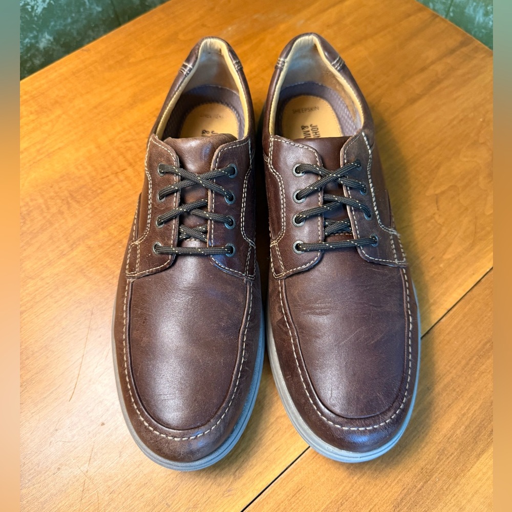 Johnston & Murphy Brown Leather Oxfords